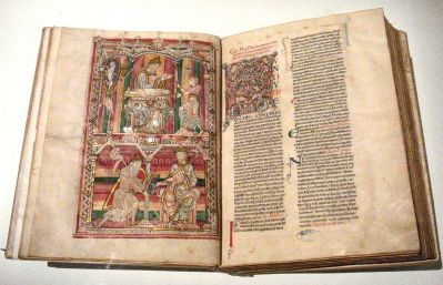 1200px-Histoire_Naturelle_Pline_l_Ancien_mid_12th_century_Abbaye_de_Saint_Vincent_Le_Mans_France